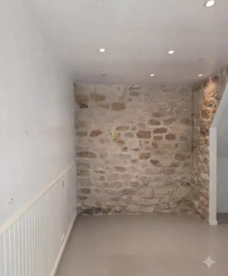 LOCAL COMMERCIAL À LOUER – RUE DE MONTREUIL – PARIS 11ᵉ – 20 M²