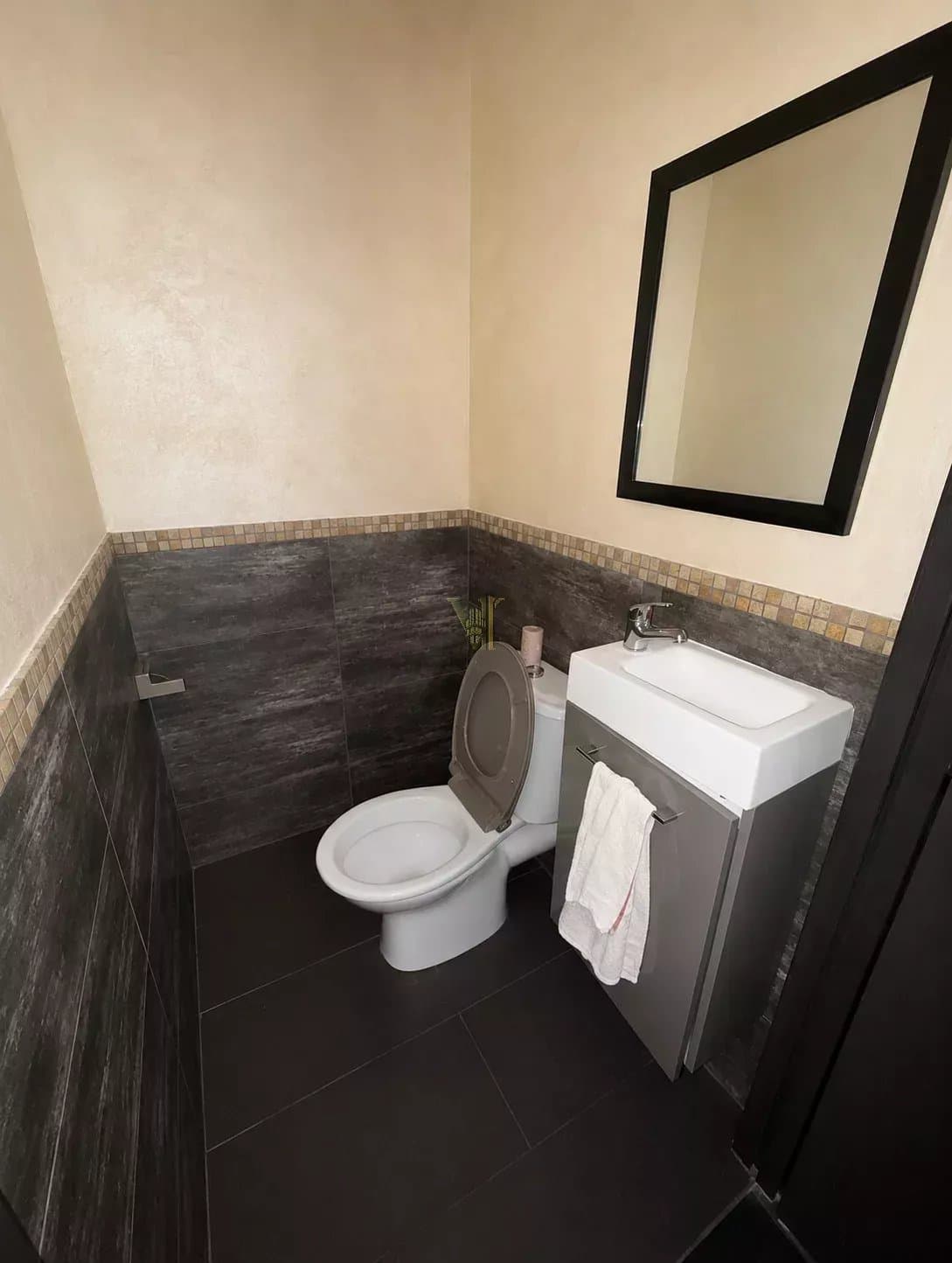 Local commercial de 44 m² à louer à Levallois-Perret