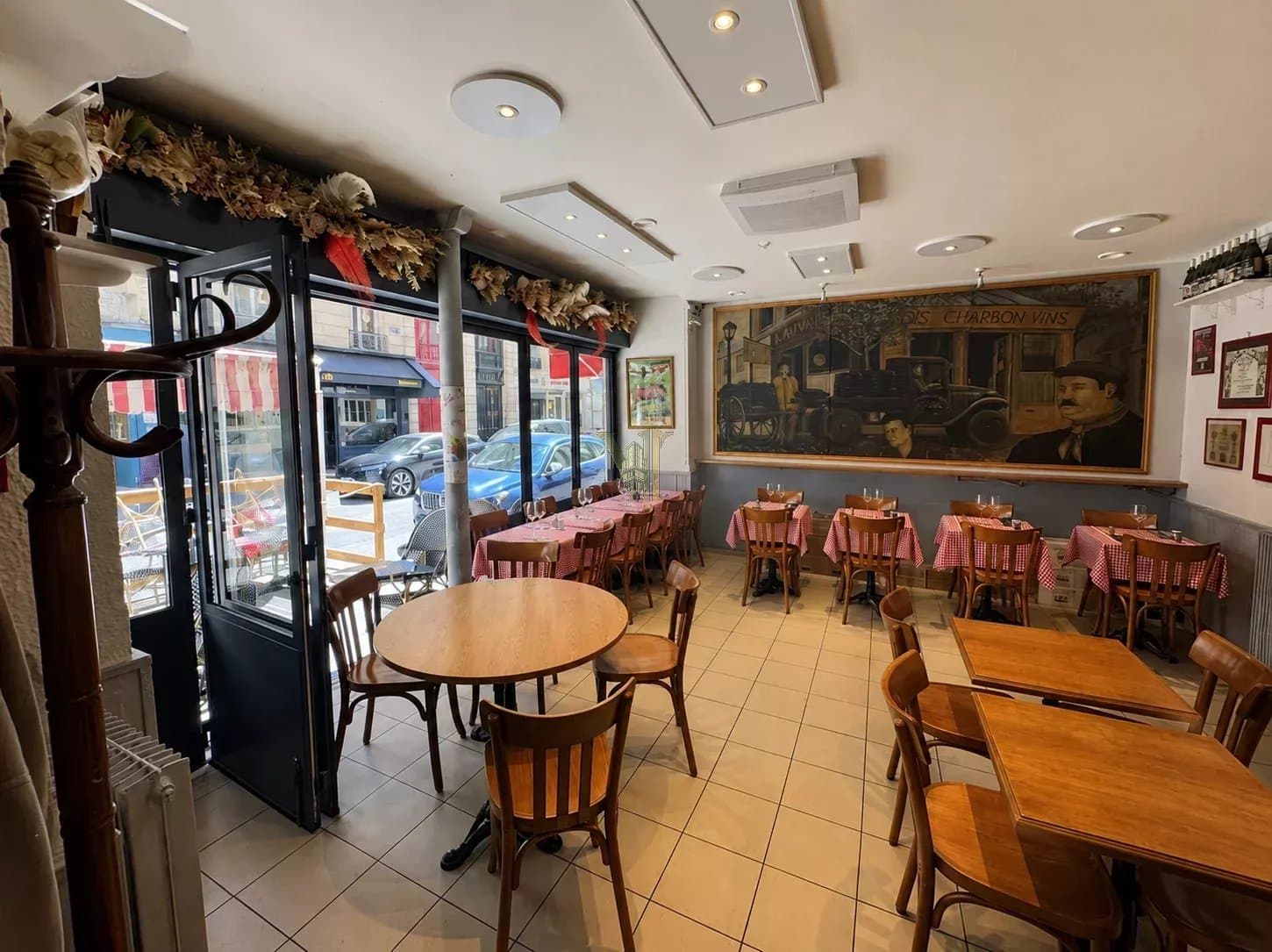 Local commercial avec extraction – Ternes, Paris 17ème