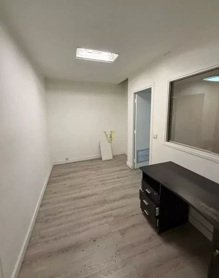 Local commercial de 45 m² – Pelleport, Paris 20ᵉ