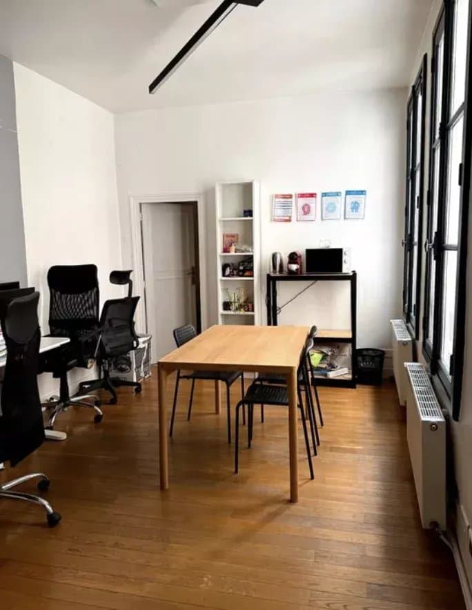 BUREAUX À LOUER – FAUBOURG SAINT-DENIS – PARIS 10ᵉ