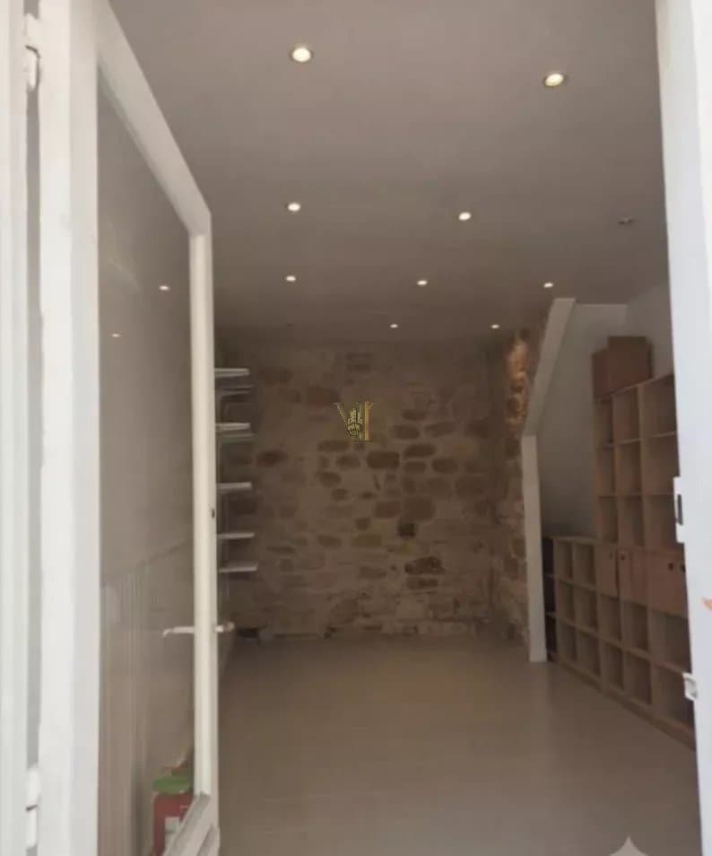LOCAL COMMERCIAL À LOUER – RUE DE MONTREUIL – PARIS 11ᵉ – 20 M²