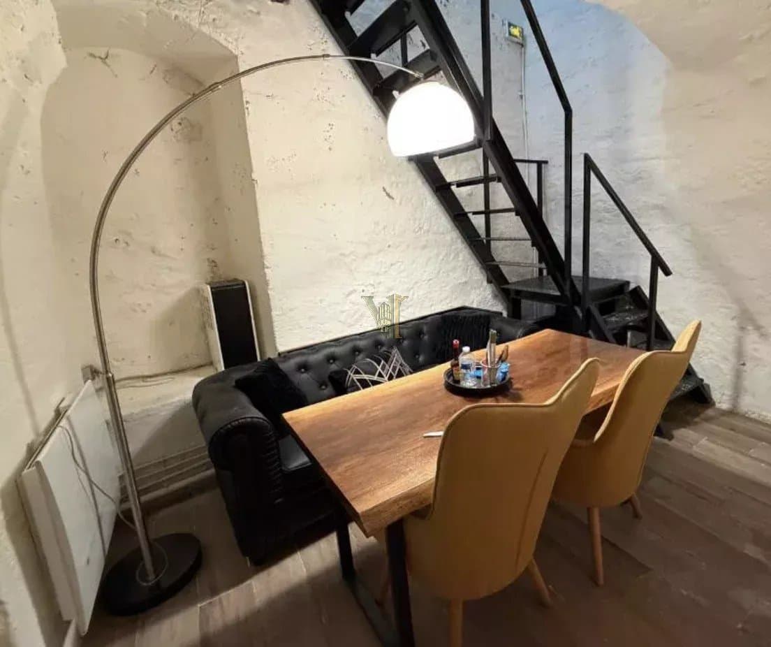 LOCAL COMMERCIAL À LOUER – CHÂTELET / LES HALLES – PARIS 1ER – 120 M²