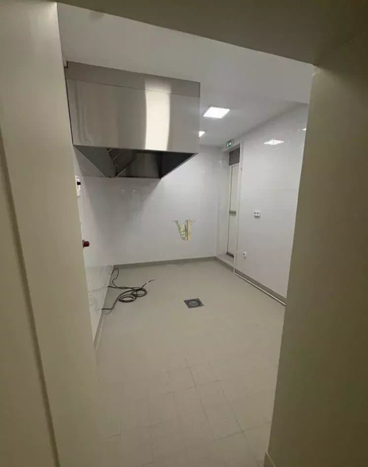 LOCAL COMMERCIAL DE RESTAURATION À LOUER – 70 M²