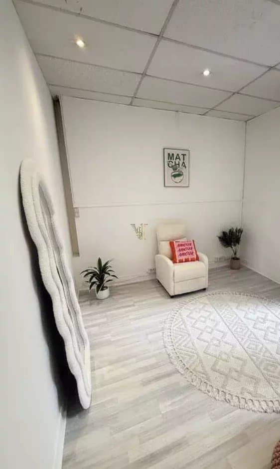 ESPACE DE COWORKING BEAUTÉ ET BIEN-ÊTRE – GARE DE LYON – PARIS 12ᵉ – 36 M²