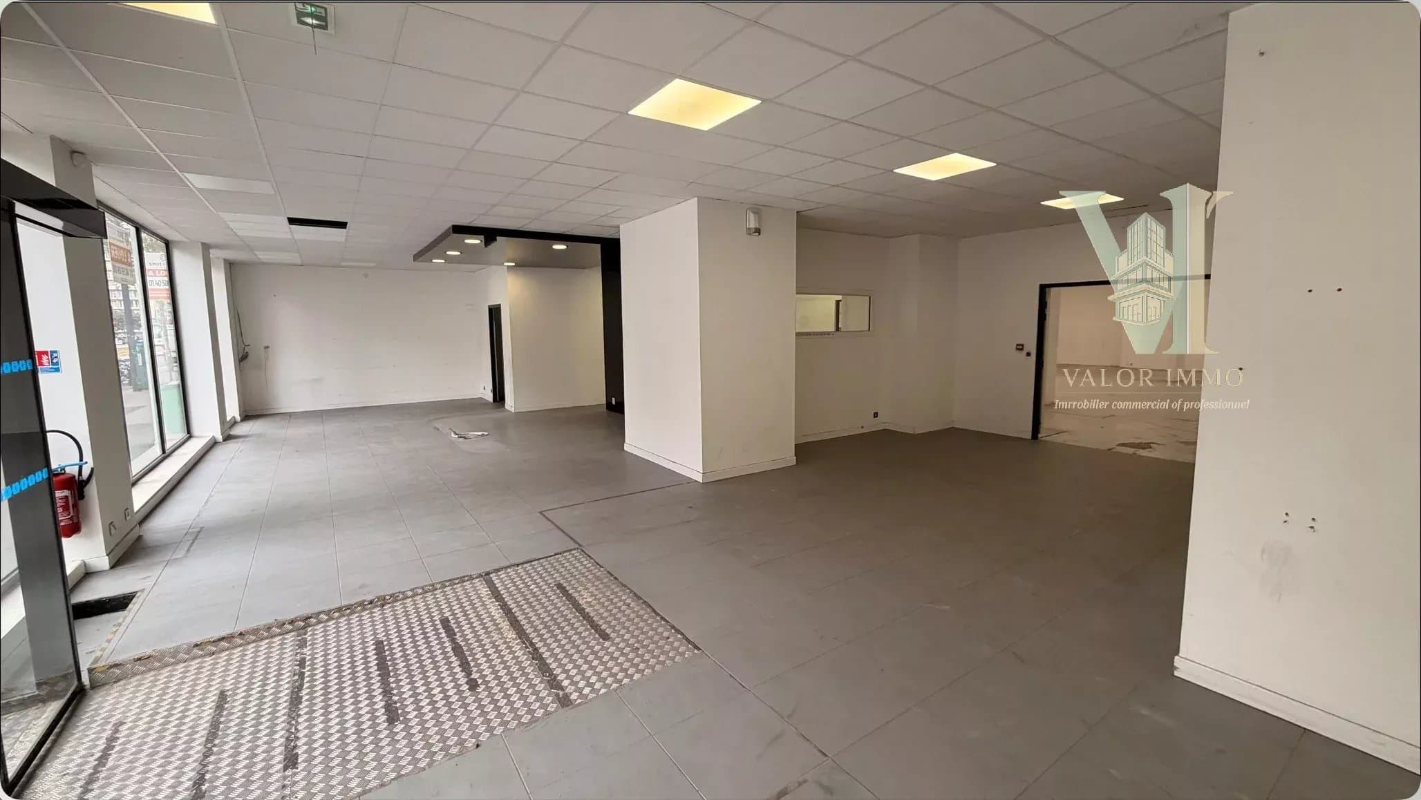 Local Commercial de 472 m² à Charonne, Paris 20ème