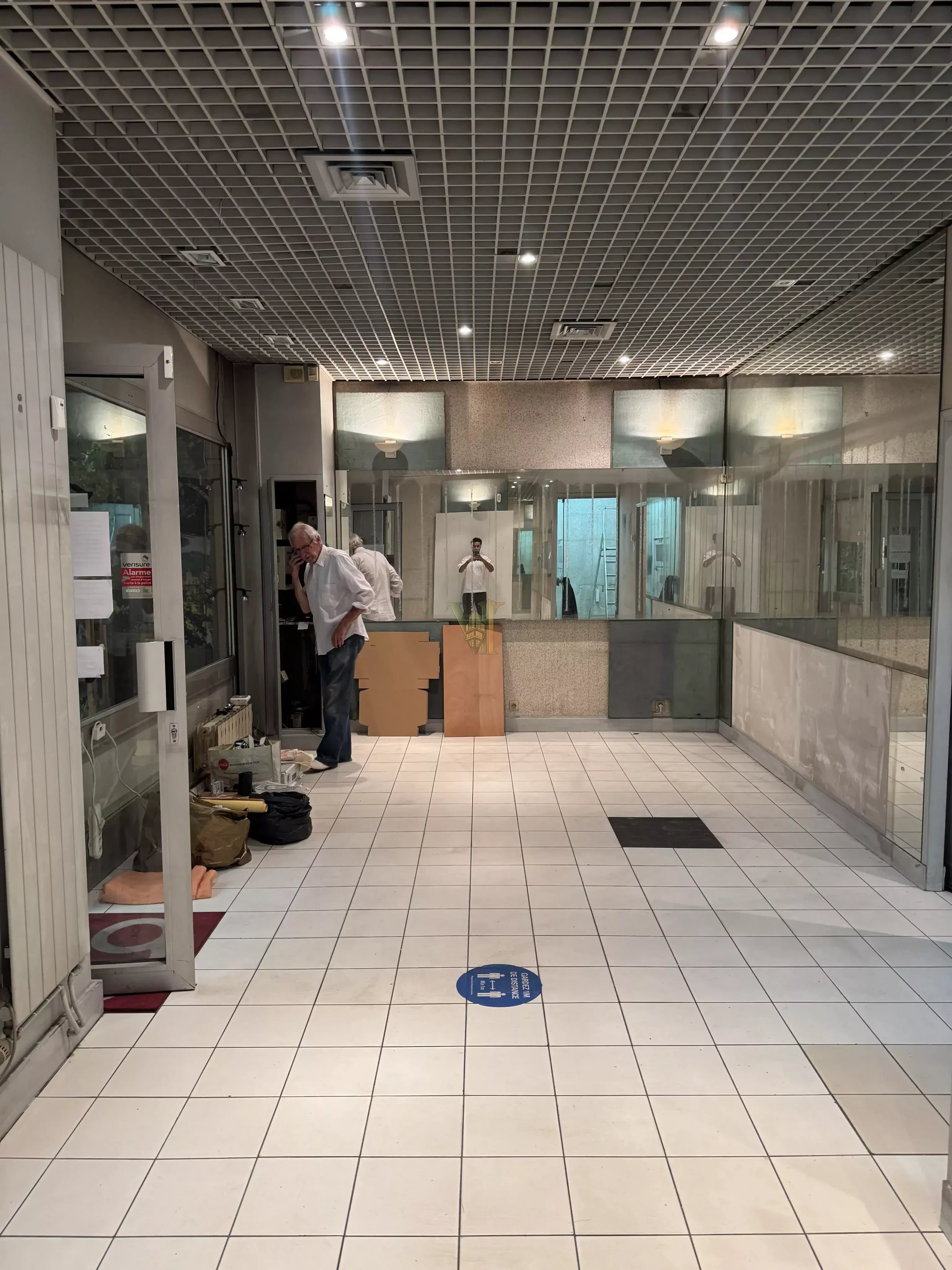 LOCAL COMMERCIAL À LOUER – PASSY – PARIS 16ᵉ – 40 M²