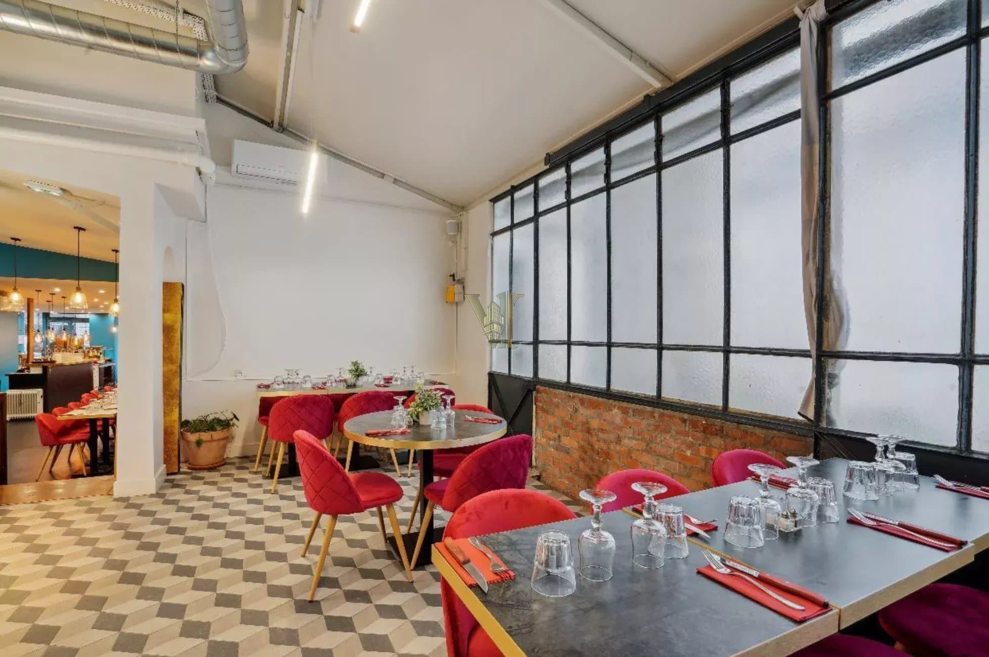 Local commercial 165 m² équipé à Porte-Saint-Denis