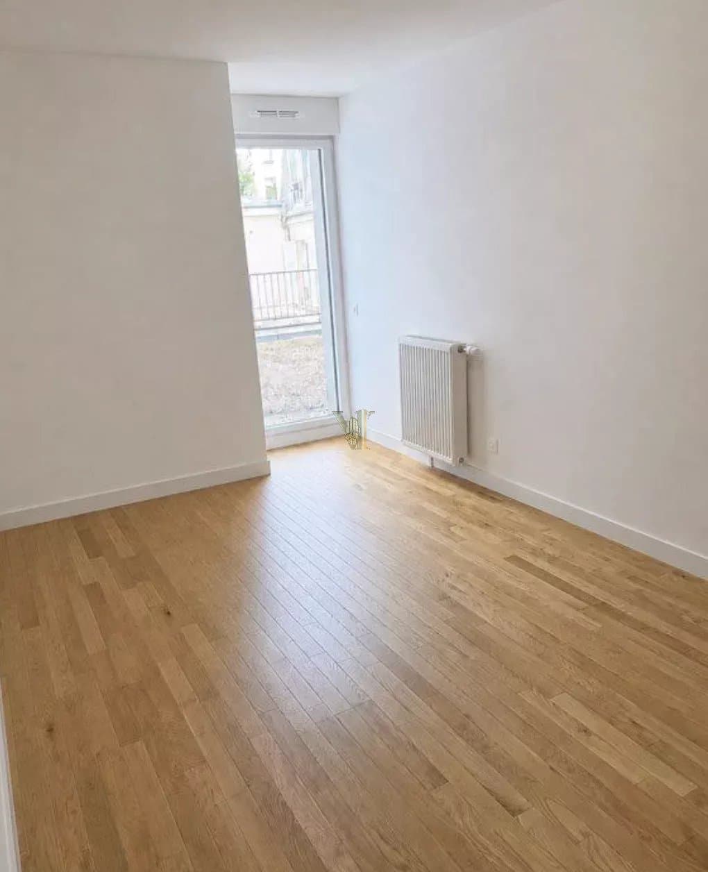 LOCAL PROFESSIONNEL À LOUER – CENTRE-VILLE – CLICHY – 75 M²