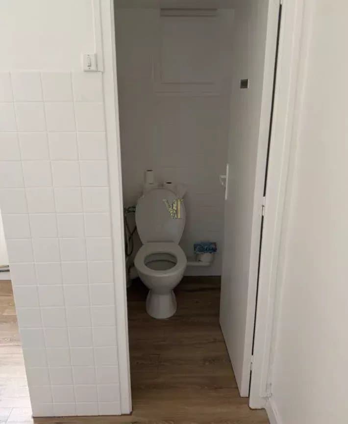 BUREAUX / LOCAL PROFESSIONNEL À LOUER – ANTONY – 45 M²