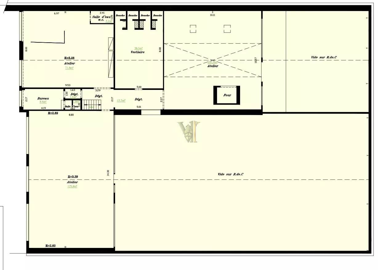 Entrepôt spacieux de 2193 m² à Saint-Denis