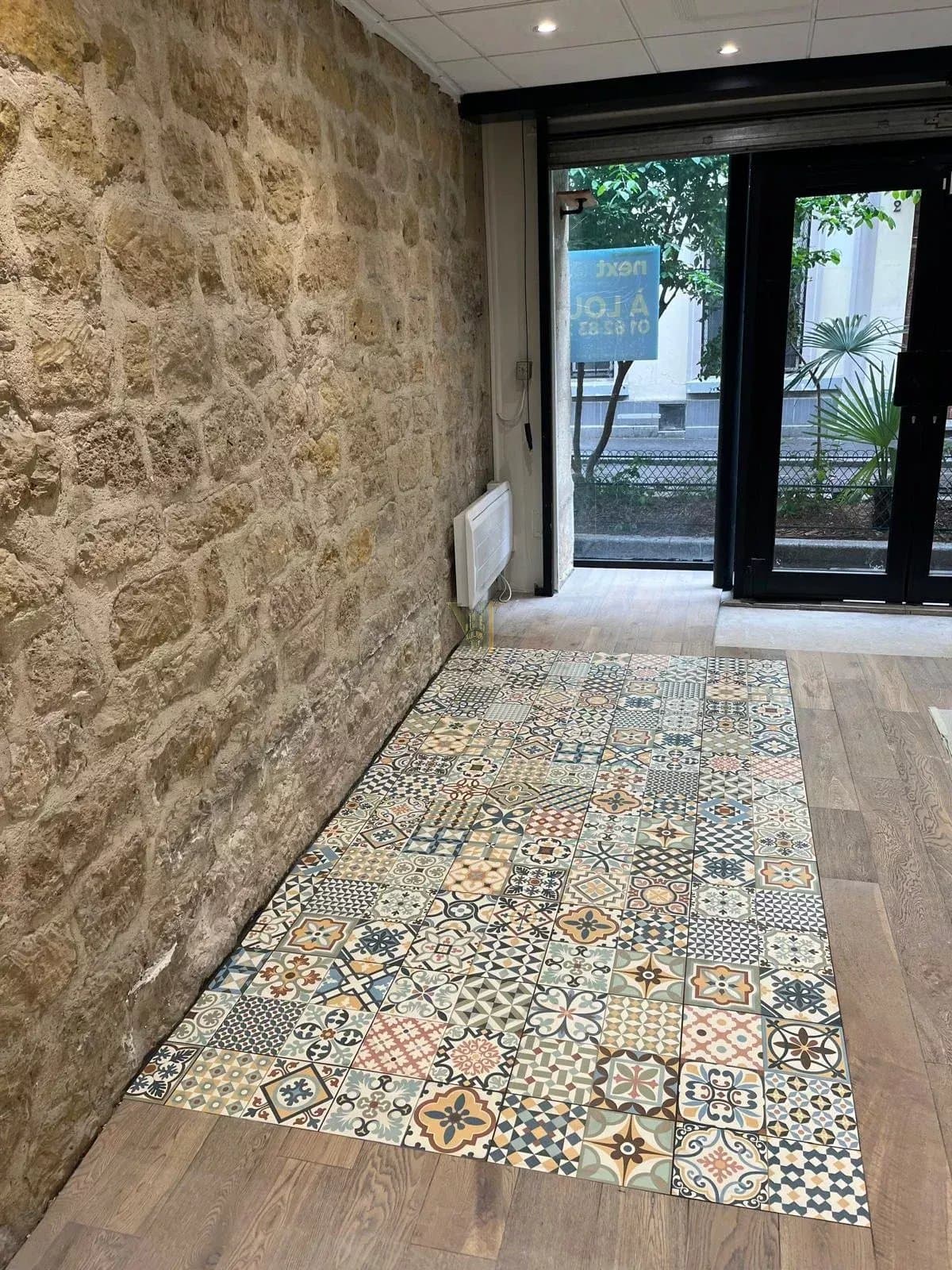 Local professionnel & commercial lumineux de caractère – 81 m² – Château d'Eau, Paris 10ᵉ