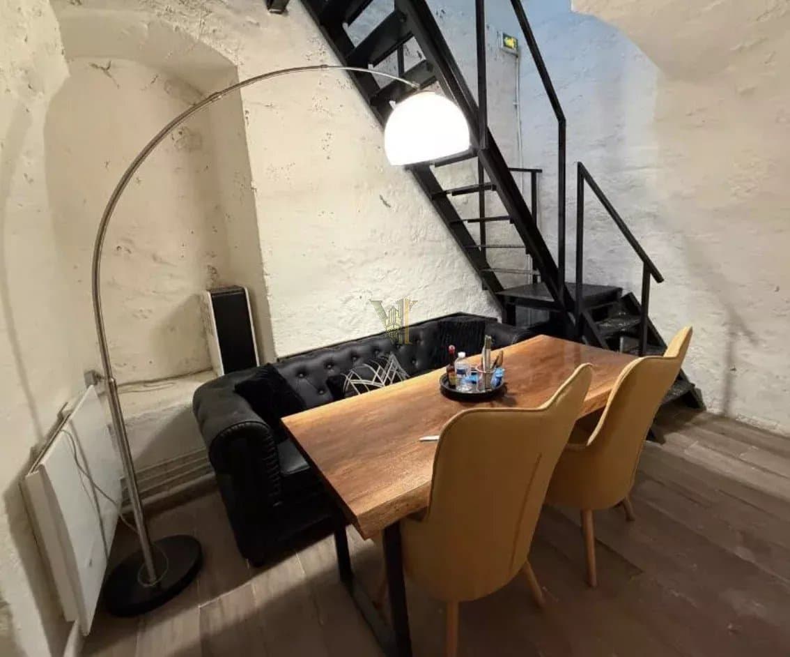 LOCATION PURE  – PARIS 1ER – 120 M²