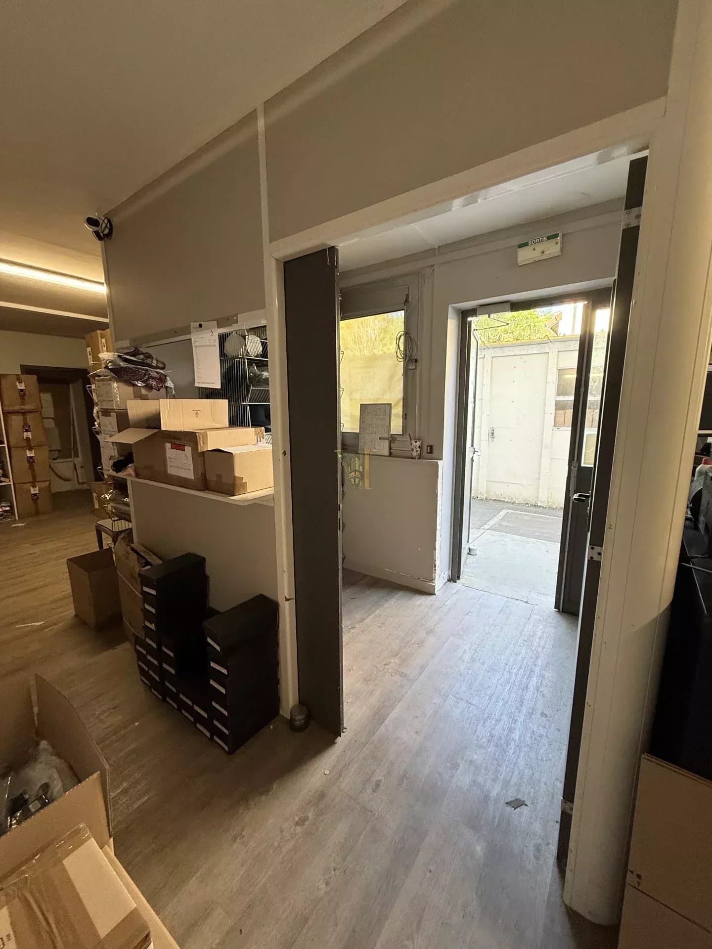 Bureaux divisibles de 600 m² à Neuilly-sur-Marne