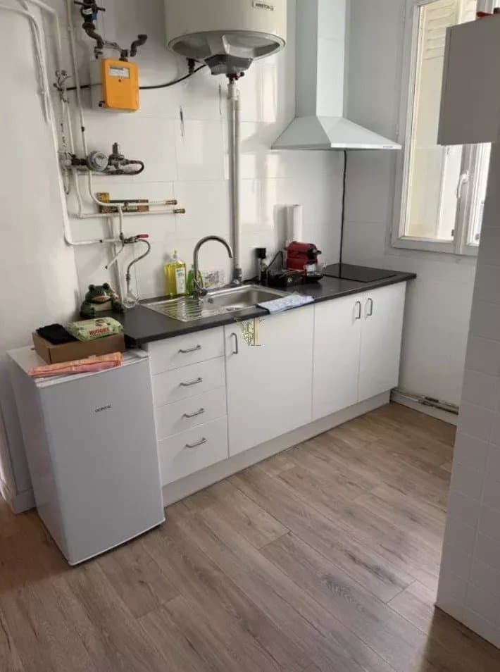 BUREAUX / LOCAL PROFESSIONNEL À LOUER – ANTONY – 45 M²
