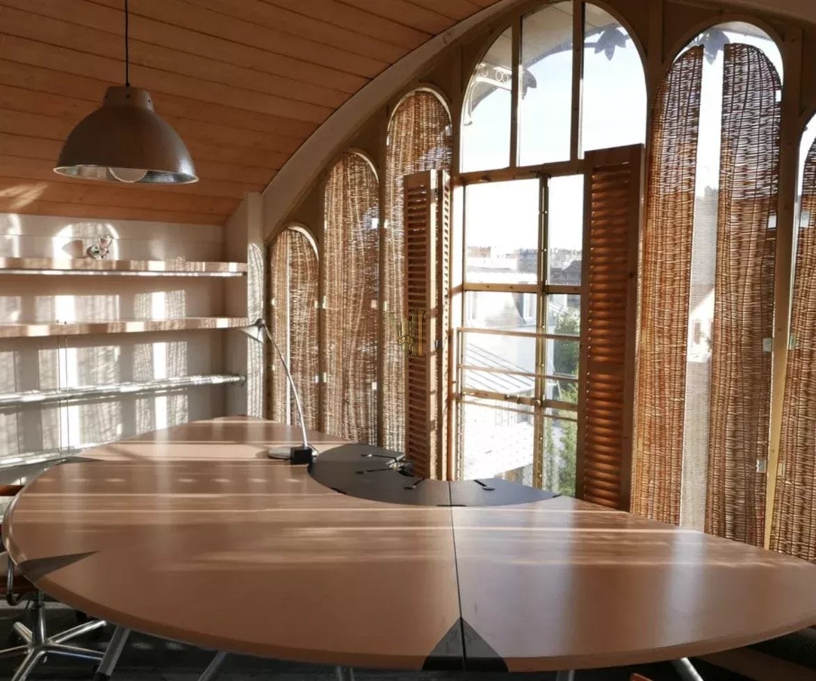 BUREAUX À LOUER – LA PETITE GARENNE – COLOMBES – 80 M² — Local commercial — Colombes — réf. VI-125