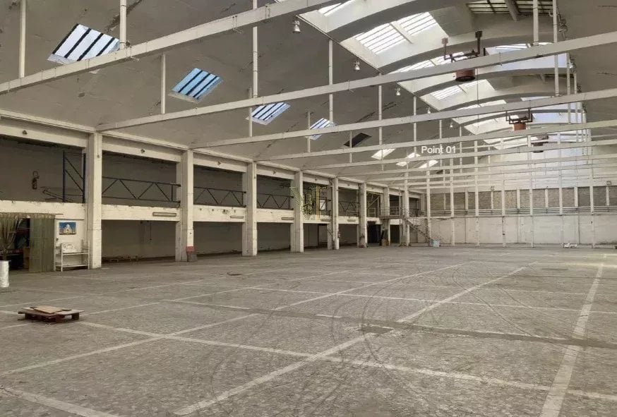 BÂTIMENT INDÉPENDANT À LOUER – LA COURNEUVE (93) – 4 400 M² — La Courneuve — réf. VI-185 — photo 2