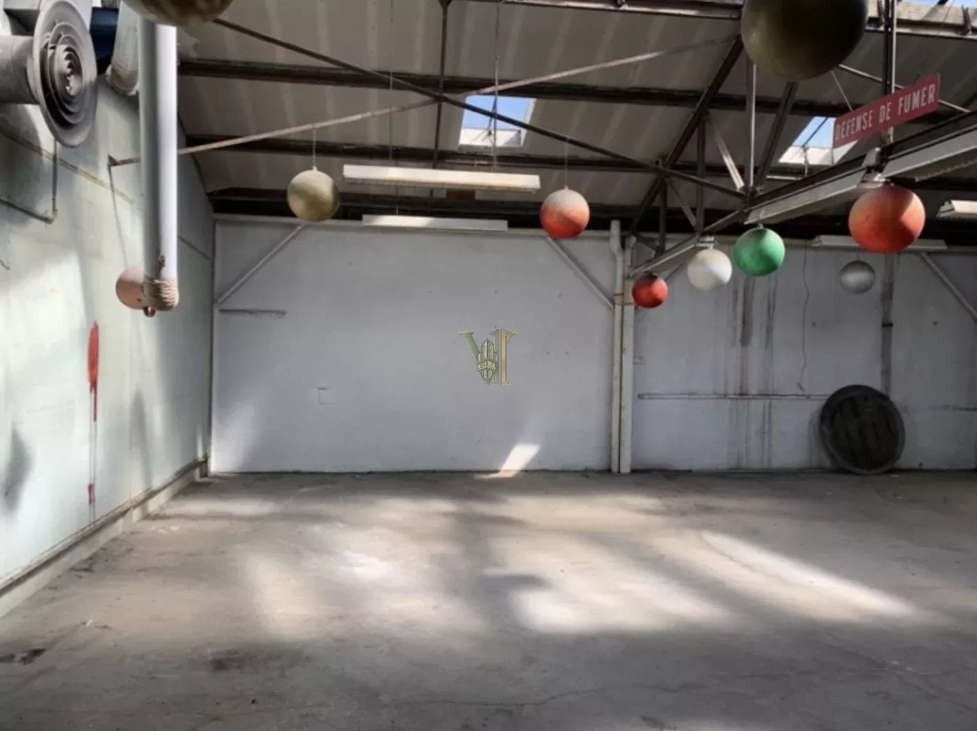 Entrepôt spacieux de 2193 m² à Saint-Denis — Saint-Denis — réf. VI-67 — photo 3