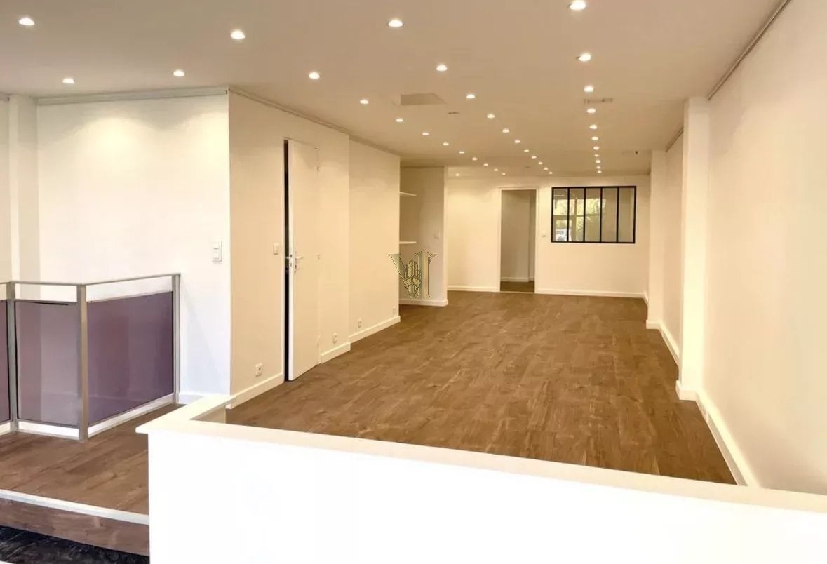 LOCAL COMMERCIAL À LOUER – 110 m² – PARIS 15ᵉ — Saint-Lambert · Paris 15ème — réf. VI-187 — photo 2