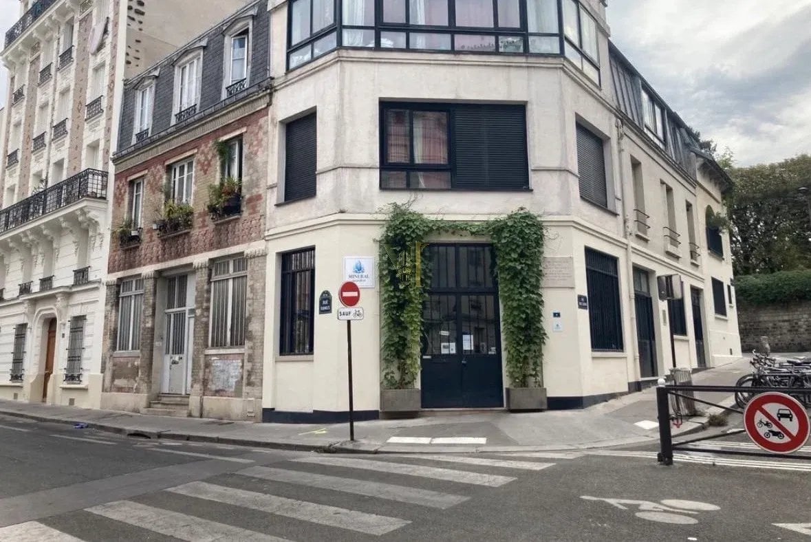 LOCAL COMMERCIAL À LOUER – PARIS 20ᵉ – 60 m² — Local commercial — Père-Lachaise, Paris 20ème — réf. VI-209