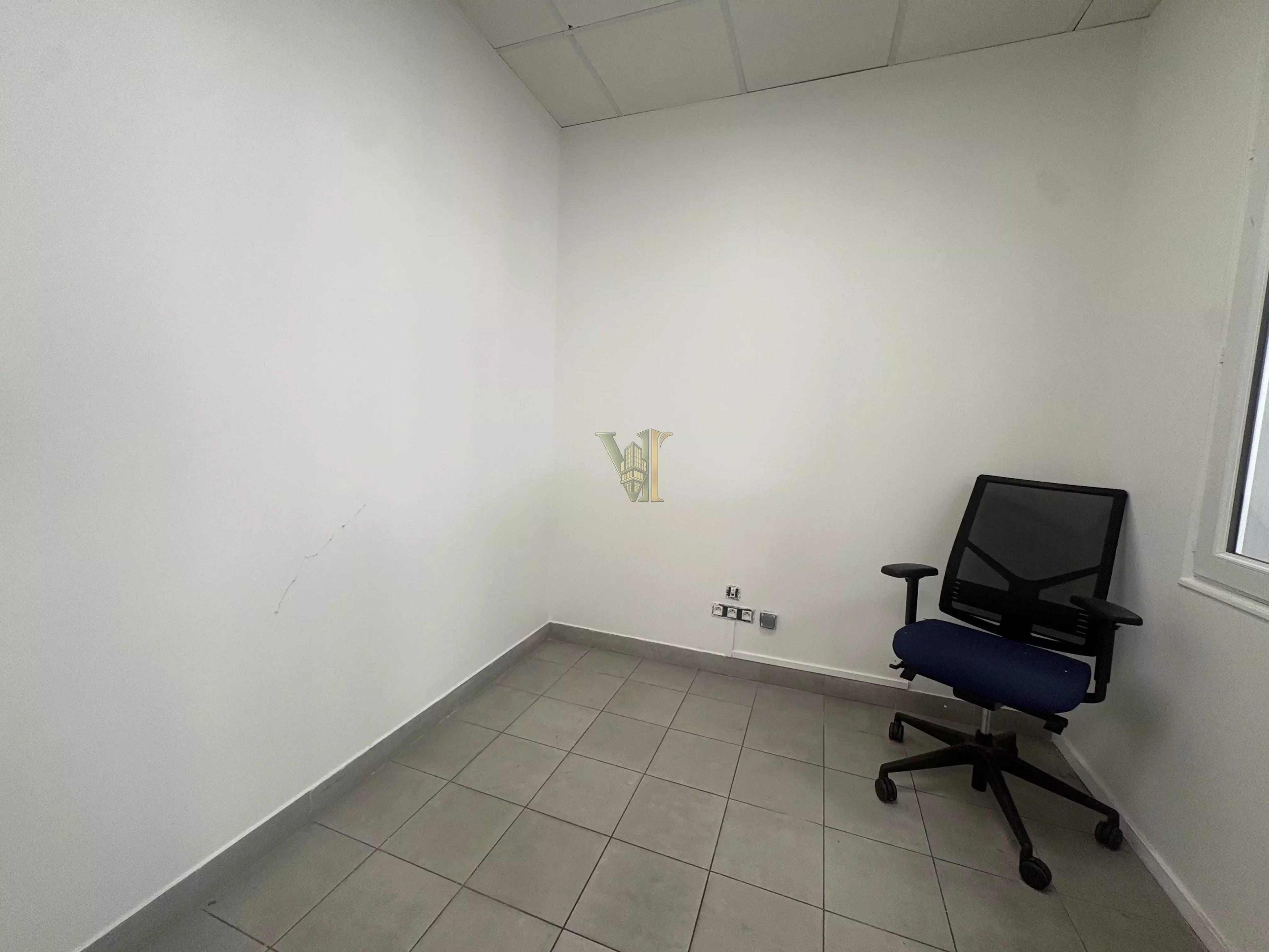 LOCAL COMMERCIAL À LOUER - 120 m² – Saint-Maurice — Saint-Maurice — réf. VI-183 — photo 10