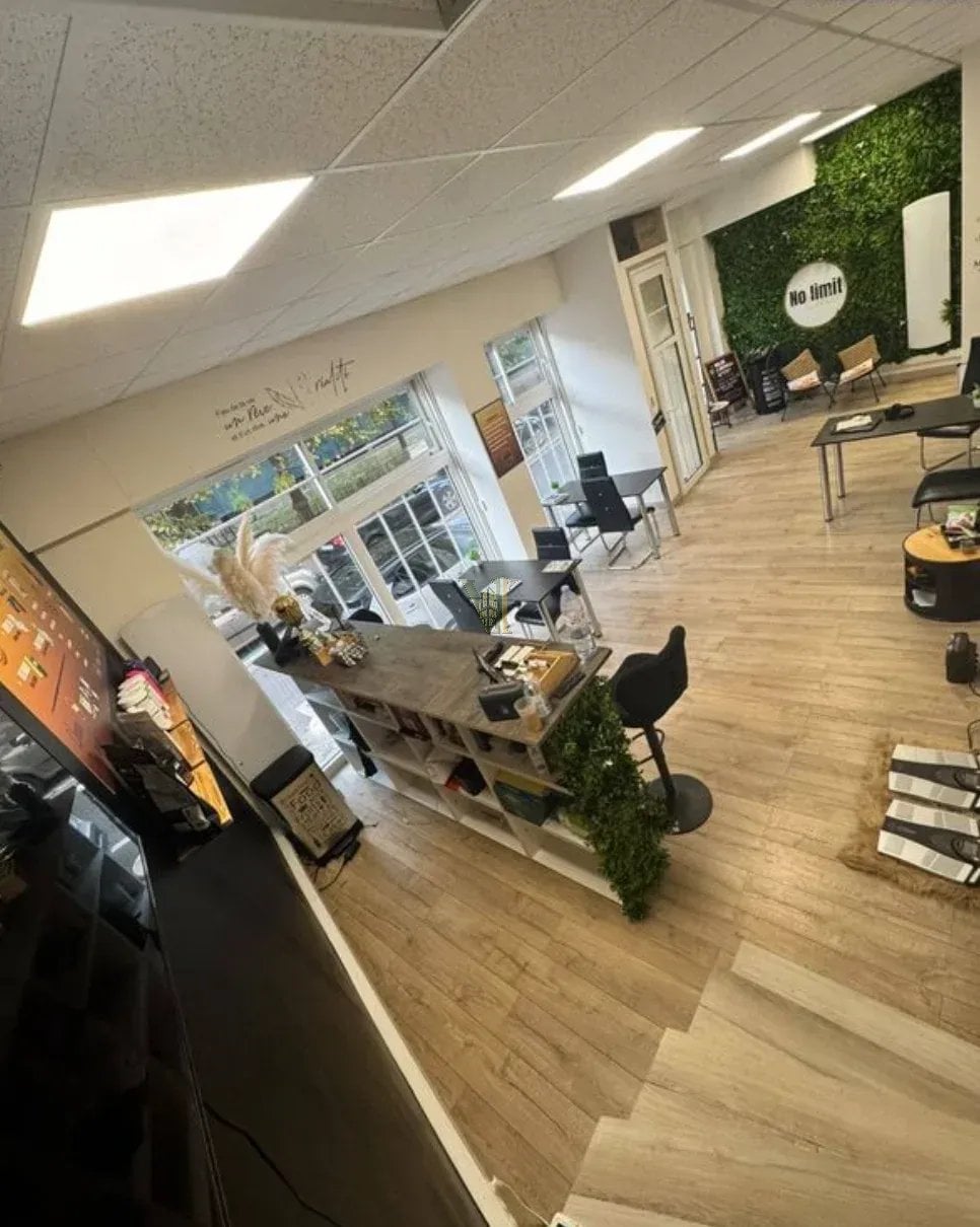 LOCAL COMMERCIAL À LOUER – COURBEVOIE – 43 m² — Bécon · Courbevoie — réf. VI-200 — photo 3