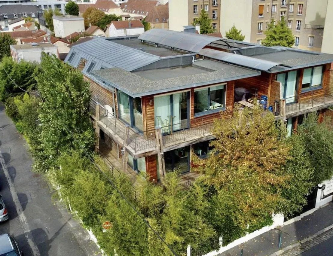 IMMEUBLE INDÉPENDANT ATYPIQUE À VENDRE OU À LOUER – COLOMBES (92) — Immeuble — Colombes — réf. VI-77