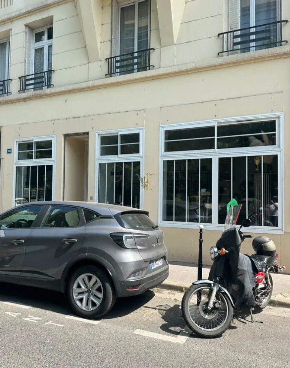 LOCAL COMMERCIAL À LOUER – COURBEVOIE – 43 m² — Bécon · Courbevoie — réf. VI-200 — photo 1