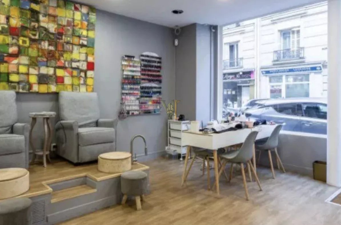 CESSION DE DROIT AU BAIL – PARIS 17ᵉ – PLAINE-MONCEAU – 106 M² — Plaine-Monceau · Paris 17ème — réf. VI-162 — photo 1