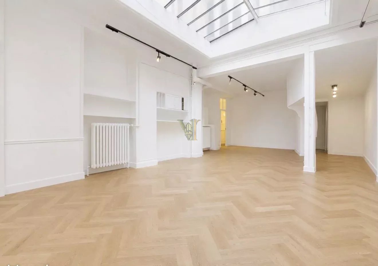 À louer – Hôtel particulier de bureaux- R+3  – 165 m² – Paris 17ᵉ — Plaine-Monceau · Paris 17ème — réf. VI-18 — photo 1