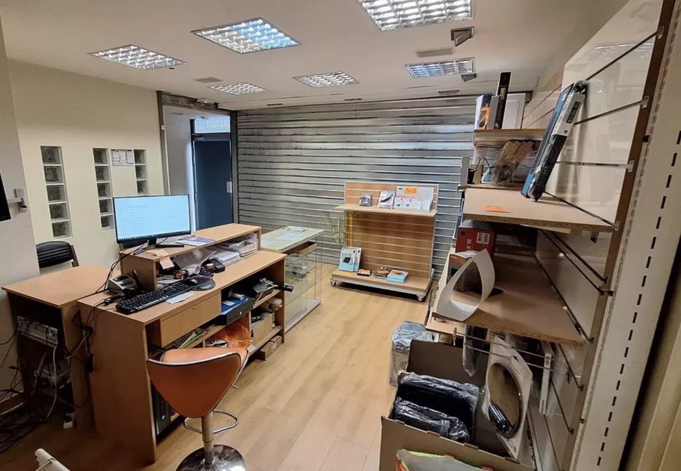 LOCAL COMMERCIAL À LOUER – NOISY-LE-SEC – 40 M² — Noisy-le-Sec — réf. VI-159 — photo 1